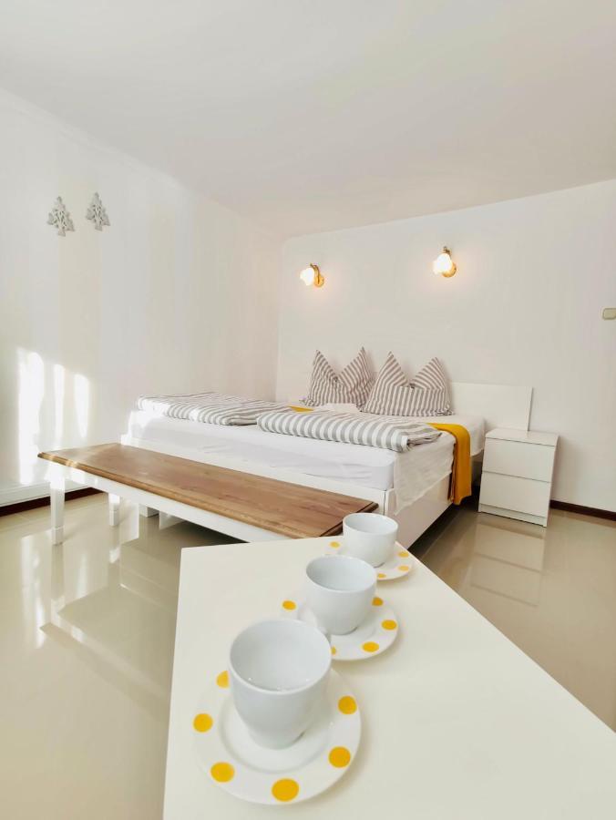 Iwona Pokoje Apartamenty Karwia Extérieur photo