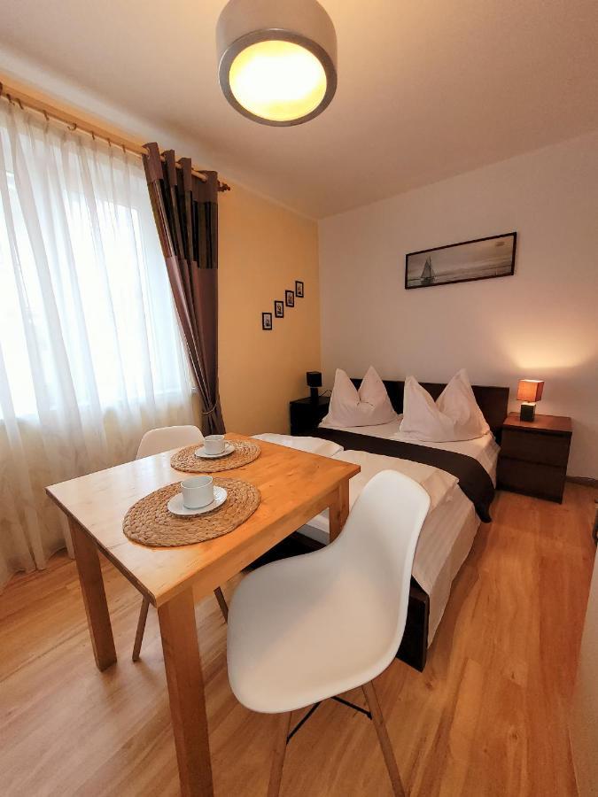 Iwona Pokoje Apartamenty Karwia Extérieur photo