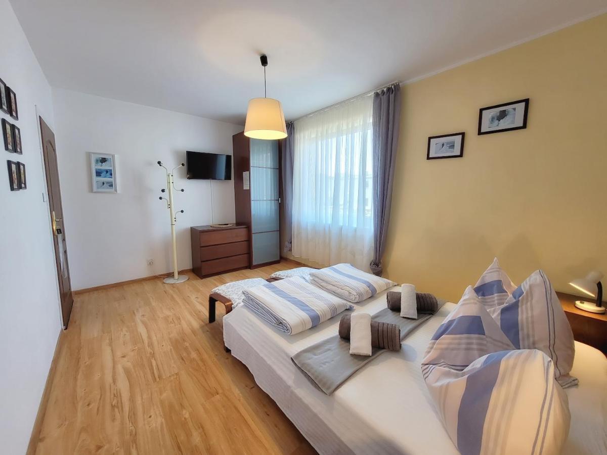 Iwona Pokoje Apartamenty Karwia Extérieur photo